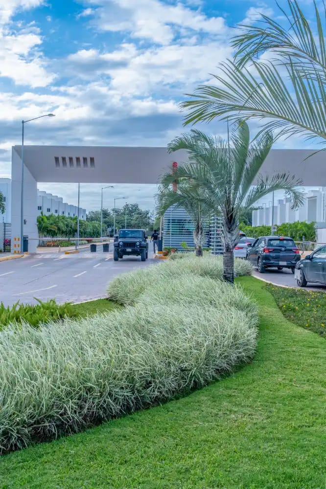 Amenidades JArdines del Sur Casta de entrada